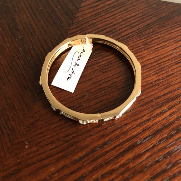 Bangle bracelet - Picture 3 of 8